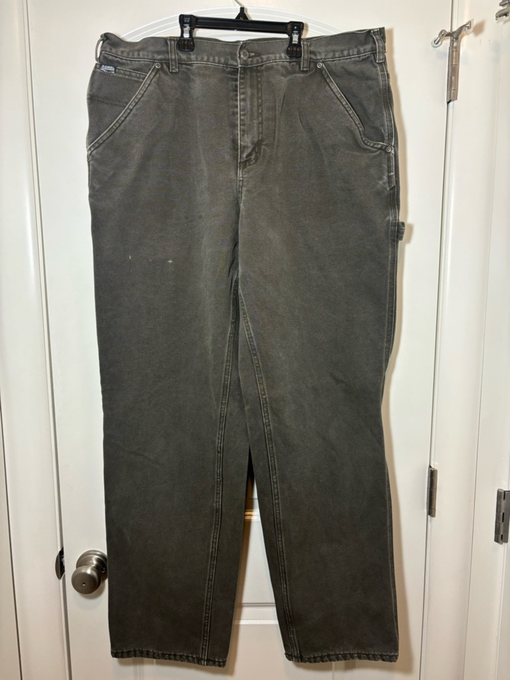 Vintage Sorel Men's Cargo Pants in Charcoal